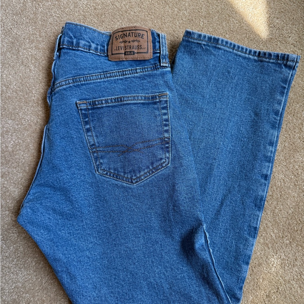 Levi's Signature Gold Relaxed Fit Blue Jeans 31x30